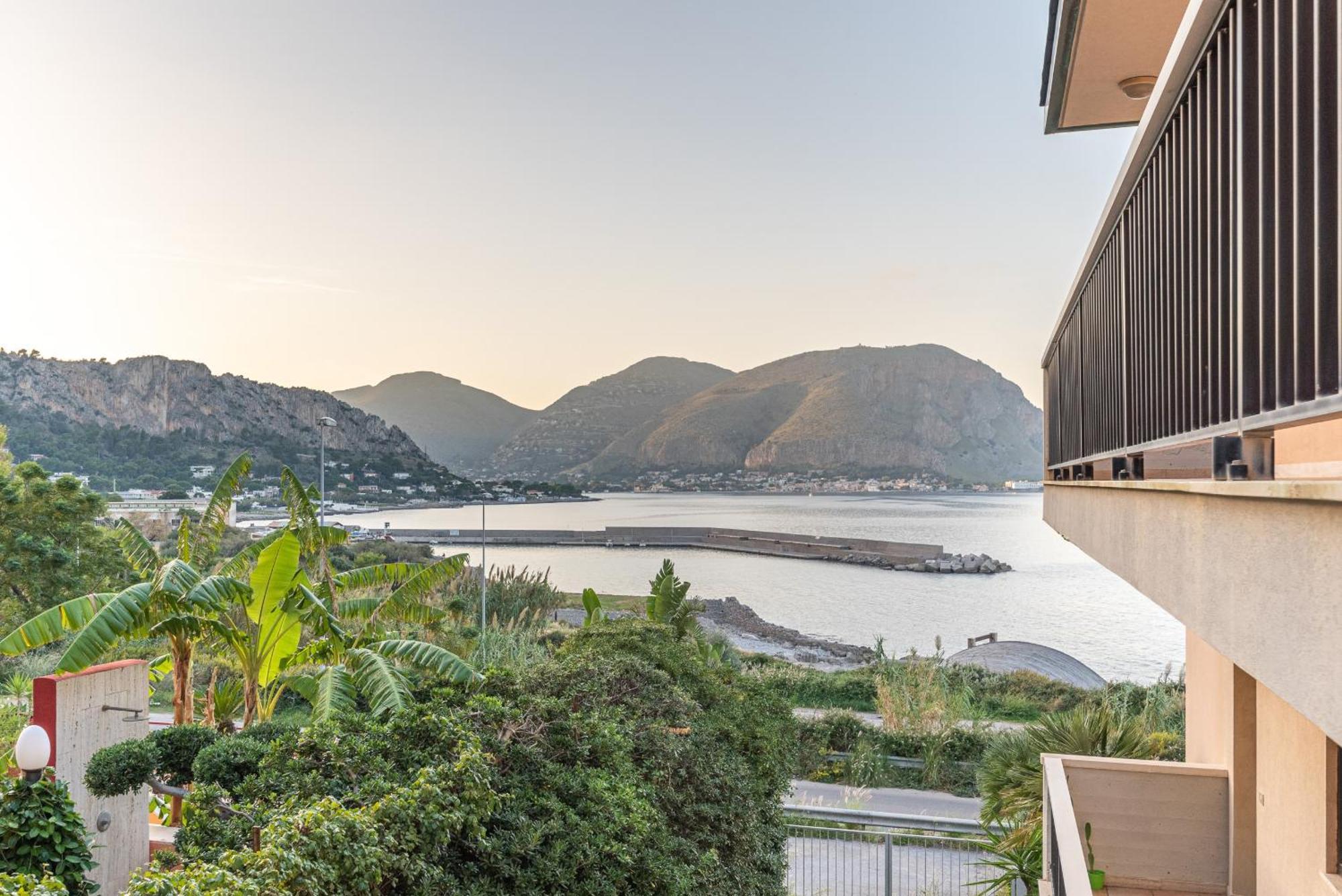 Casa Azzurra Vista Mare All'addaura By Wonderful Italy Appartamento