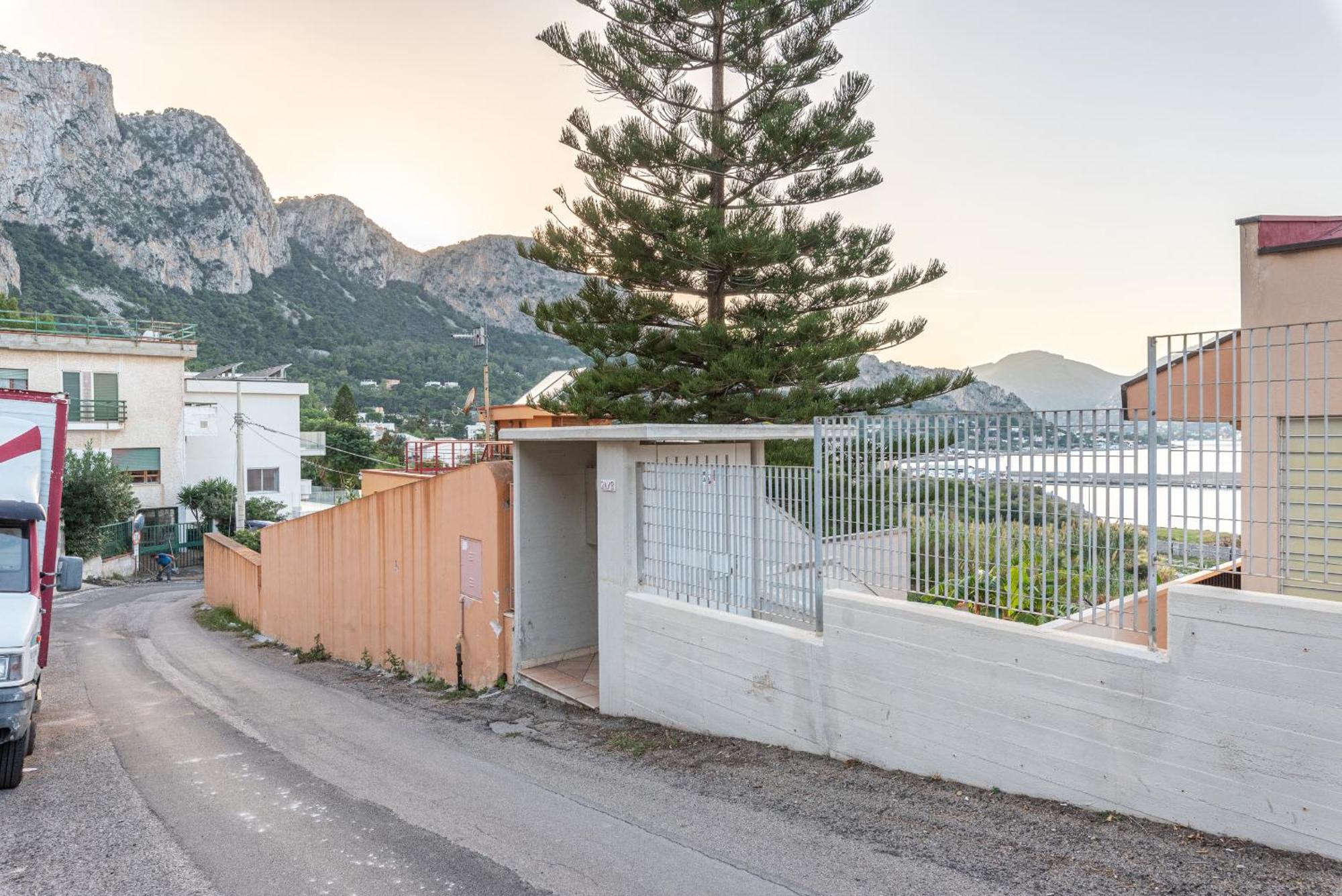 Casa Azzurra Vista Mare All'addaura By Wonderful Italy *